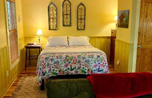 Family-Friendly Cabin with Private Hot Tub near Charlotte, North Carolina - Foto 3