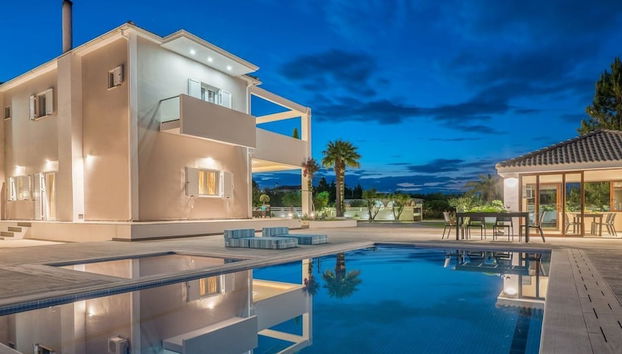 Ostria Luxury Villa - Foto 2, Imagen principal