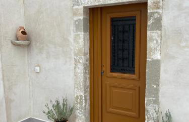 Avli House Vori - Photo 6