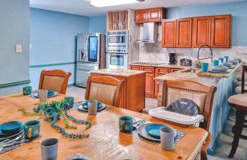 4BR Retreat with Game Room & Massage Chair - Sleeps 12 - 2 Kings - Step-Free - XL Private Patio - Foto 21