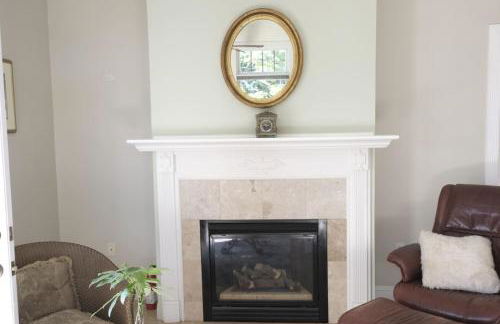 Top Deck Portland Property with Views - Photo 26