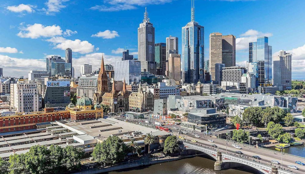 Quay West Suites Melbourne - Photo 1, Primary image