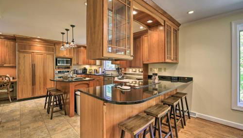 Easy Hiking and Sightseeing! Kingsport Home with Deck - Foto 4