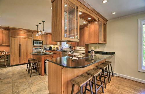 Easy Hiking and Sightseeing! Kingsport Home with Deck - Foto 4