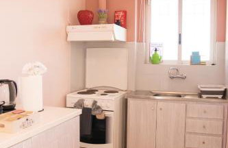 Lilia-RentalApartments - Photo 11