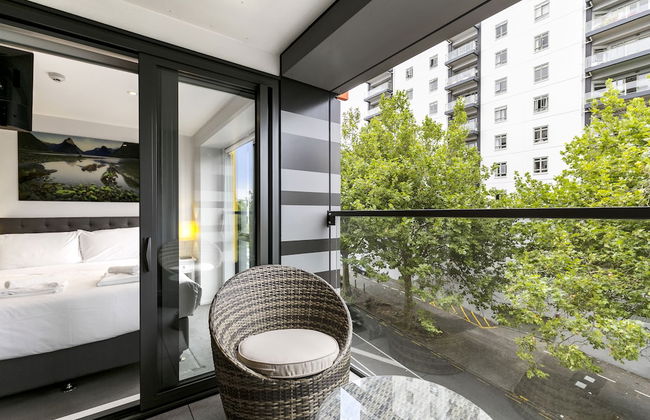 Chic 2BR Pool & Gym - Steps to Ponsonby - Foto 12