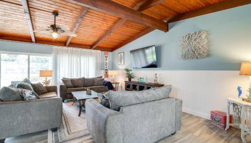 2 Mi to Homosassa Springs Riverfront Home with Dock - Foto 2