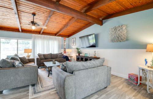 2 Mi to Homosassa Springs Riverfront Home with Dock - Photo 2