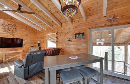 Bring a Pet Peaceful Frenchburg Cabin on 1 Acre - Foto 6