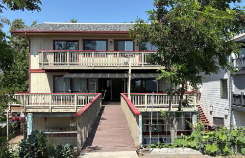 Newly Renovated Lakefront with Dock - Foto 47