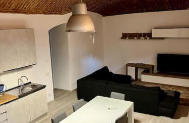 Immense Secret Cave - Foto 1