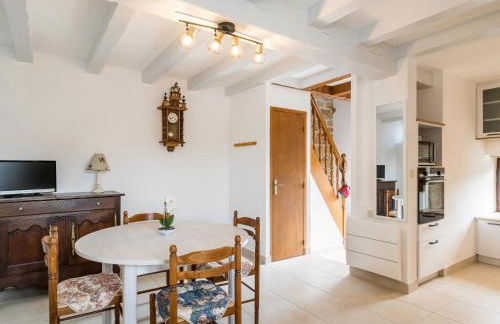 Charmante Maison Rénovée à 500m de la Mer avec Jardin, 2 Chambres, Parking Gratuit - FR-1-306-911 - Foto 8