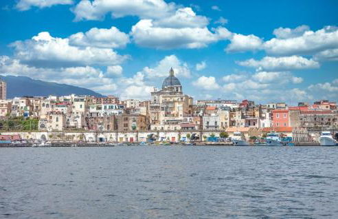 Beautiful Apartment In Napoli With Wifi - Foto 15