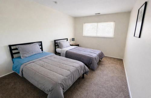 Modern 2BR2BA Extended Stay Discounts - Foto 14