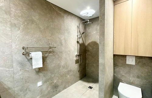 Au Cœur des Arènes - Parking - Wifi - Clim - Foto 12