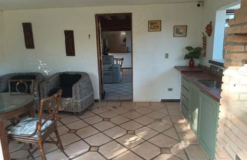 Casa com piscina a 150m da Praia do Lázaro - Foto 17