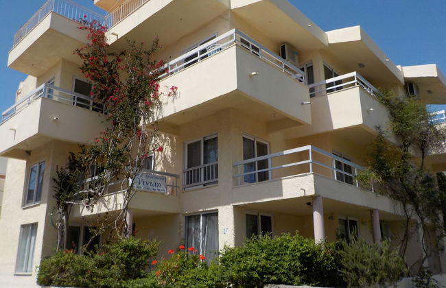 Vivian Studios - Foto 32