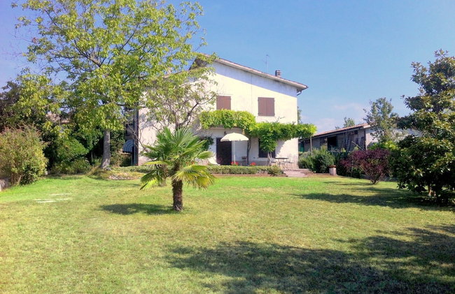 Shimmering Serenity in Pastrengo - Foto 1