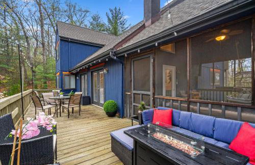 Resort Getaway - Golf, BMX trail, Hot Tub & Arcade! - Foto 38