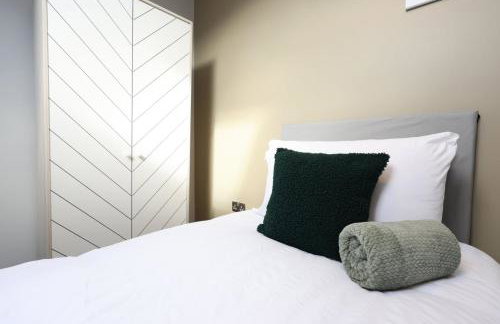 Modern Comfort 4 Bedrooms and Great Location - Foto 68