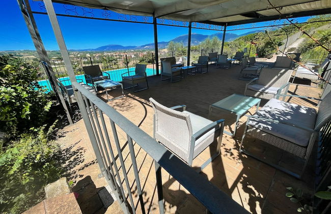 Spoleto Poolside - apt Sleeps 4 on Beautiful Campus - 1 km max Spoleto Central - Photo 58