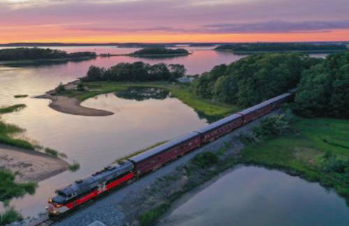 Walk to the Beach - Modern Home with FirePit and Bikes - Foto 70