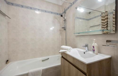 Apartamento Meia Praia - Foto 28