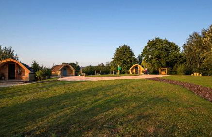 Swallow Light-filled pod with far-reaching scenic views - Photo 37