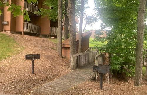 Spacious Condo with Pool Pass! - Foto 30