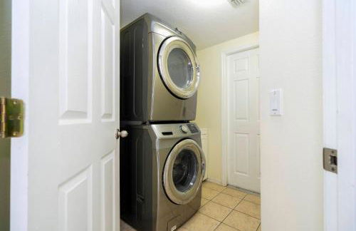 Amazing 6 bedrooms with pool - Foto 16