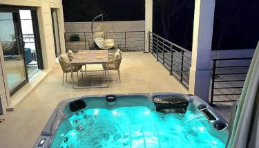 Casa Bianca - Jacuzzi & Sea View - Photo 2