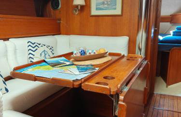 Dormire in Barca a Vela - Foto 5