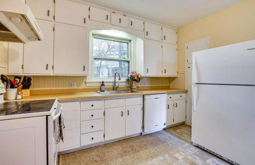 Near Colleges Pet-Friendly Duplex in Northfield! - Foto 9