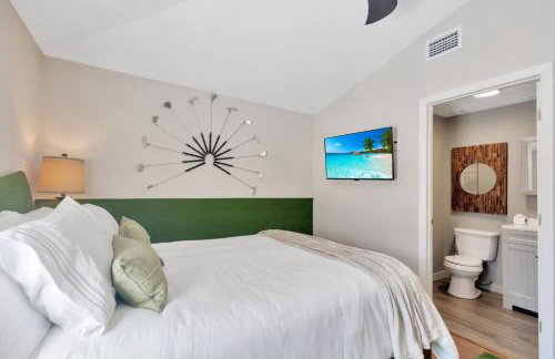 Huge 8BR wHTD Pool Ensuites Games Near Beach - Foto 25