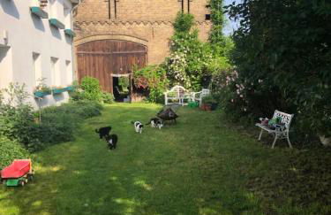 Gartenblick im Schwalbennest - Foto 1