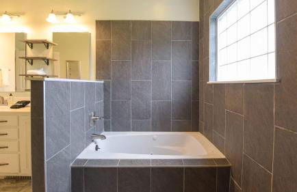 Riverside Ranch by Avantstay Mins to Downtown - Foto 48