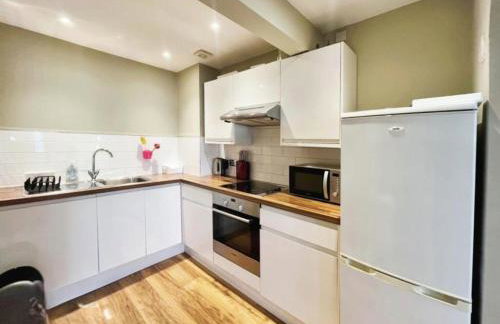 Stones Throw From The Beach - Stunning Sea View - Foto 6