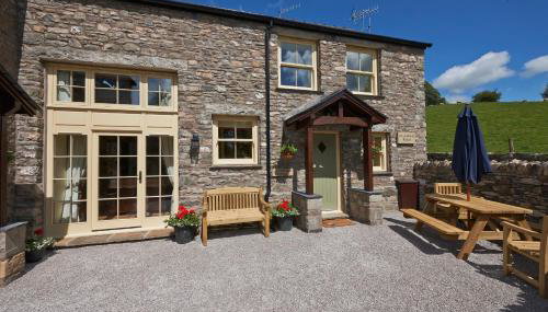 Helm Mount Lodge & Cottages - Foto 3, Garden, young children