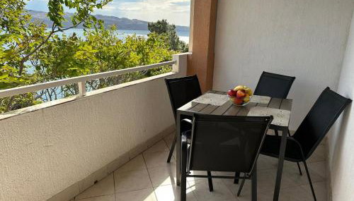 Apartmani Karlobag - Foto 1