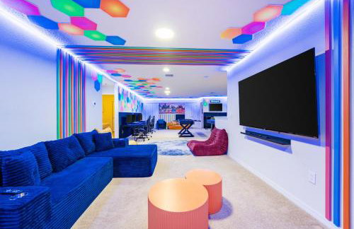 Luxury 8BR Villa with Pool, Spa, Theater & Game Room near Disney - Foto 27