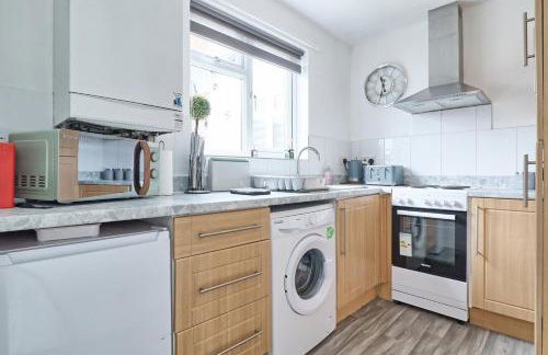 Luxury 3-Bed Apartment Near To London With Parking - Foto 37