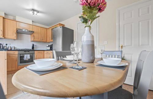#35 City Home - Sleeps 8 3BDR 2 BR- Bham CC 10 mins - "Perfect for Contractors and Families - Free Parking" - Foto 17