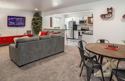 Luxury 2BR Basement Retreat Utah Lake Views - Foto 14