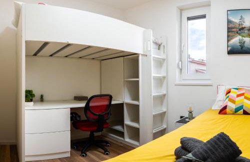 Lumos Residence - Free private parking - Foto 15