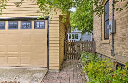 Bright Clear Lake Getaway, 4 Blocks to Downtown! - Foto 31