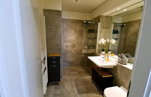 RelaxRefugium LUXUS - Küche, Arbeitsplätze, Stellplatz & Komfort für bis 6 Gäste - Photo 16