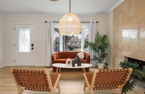 Stunning Retro Beach Oasis, Dual Living, Pool - Foto 13