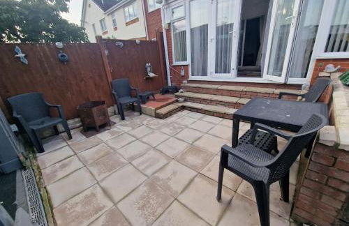 Spacious 3bed semi/Gamesroom/Drive/10mins to City - Foto 37