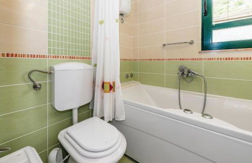 Awesome Home In Mirlovic Polje - Foto 43