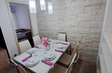 Apartment Holiday in Split, near the old town, three rooms, balcony, garage - Photo 34